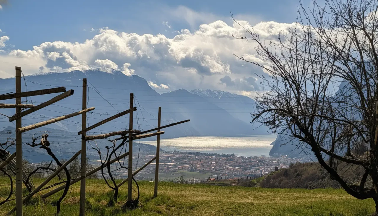 Maso Convento landscape - Scenic natural view of Alto Garda Trentino surroundings - image 7